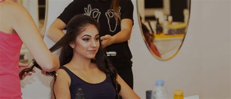 Best Hair Salon, Best Blow Dry Dubai, Haircuts Motor City, Dubai .